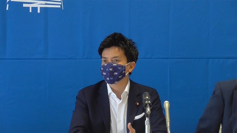 小林青年局長 自民党本部・6月12日
