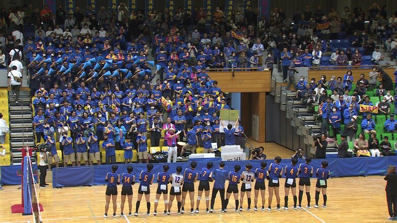 学校、地域住民の声援を受けての優勝だった