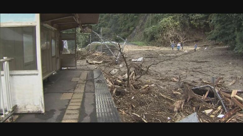 2019年東日本台風で被災した阿武隈急行・あぶくま駅（宮城県丸森町）