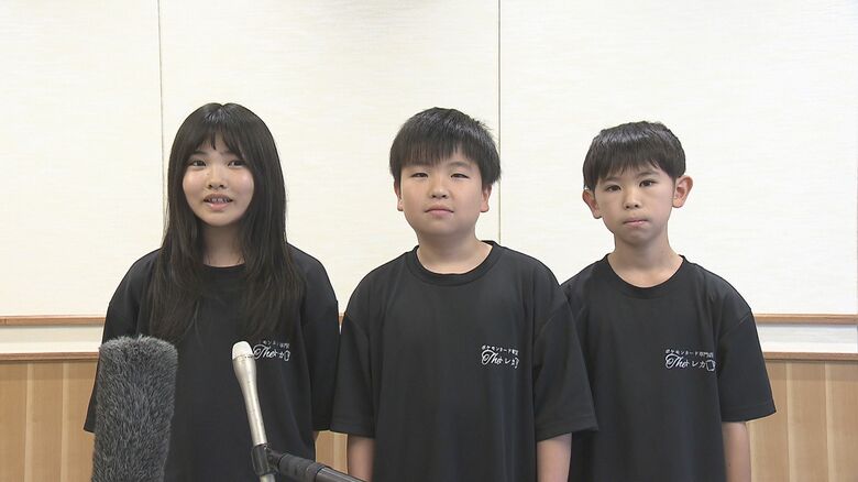左から山城詩多さん、荒木勇太さん、本田壮輔さん