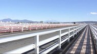 静岡県内 路面凍結で事故124件 通行止めで8キロ渋滞も