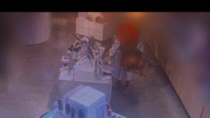 【万引きの一部始終】長さ30センチほどもある高価なヘアアイロンを上着に隠し 美容室での白昼堂々の犯行 お店側は「不審な人物がいるとは思わなかかった」＜北海道札幌市＞