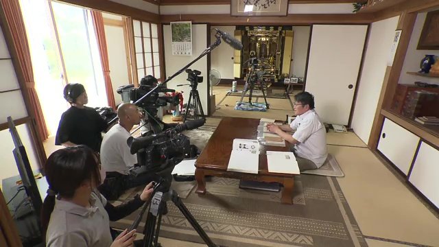 戦争体験者や遺族などの証言を映像に