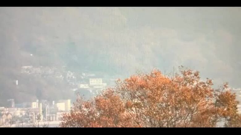 【速報】倉敷市児島唐琴で住宅火災　住宅・倉庫など全焼し消火活動中　８４歳女性軽傷もよう【岡山】｜FNNプライムオンライン