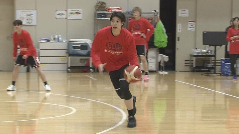 日本代表は史上最年少16歳から…女子バスケで今も衰え見せない33歳の渡嘉敷来夢 亡き恩師の言葉を胸にロス五輪へ｜FNNプライムオンライン