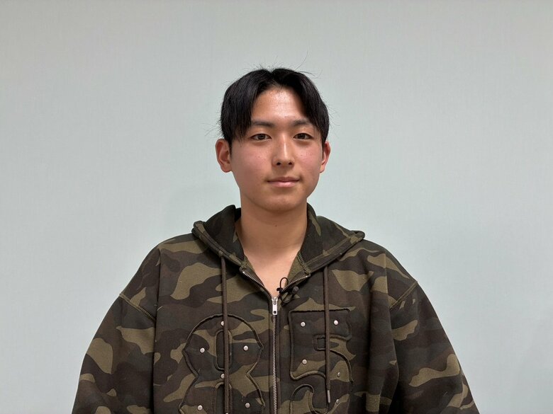 大岸史弥さん(18)