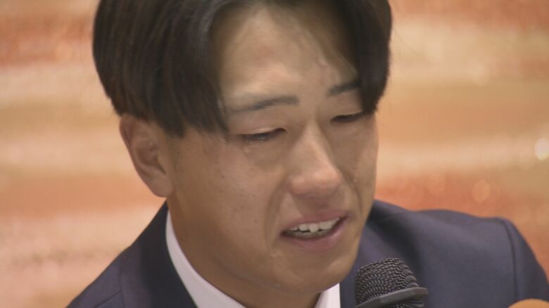 仲間への感謝の思いが極まり涙を流す川田選手
