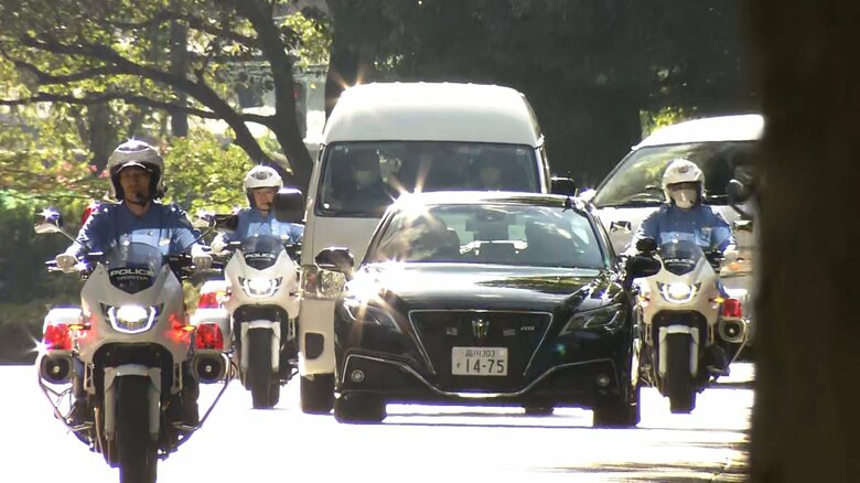 仙洞御所に戻られる上皇后美智子さま