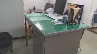 「明らかに冷遇・パワハラ」ミスを内部告発した町職員の異動先は畳部屋にたった1人…総務課長「報復人事ではない」