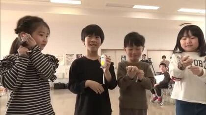 安全な登下校を　小さいけれど大きな味方の「防犯ブザー」　新1年生にプレゼント　秋田・鹿角市