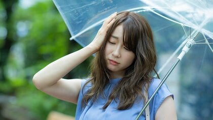天気による体調不良は「気象病」雨の日に頭痛？寒暖差でかゆみ？ジメジメしているとめまい？気象条件と体調の関係