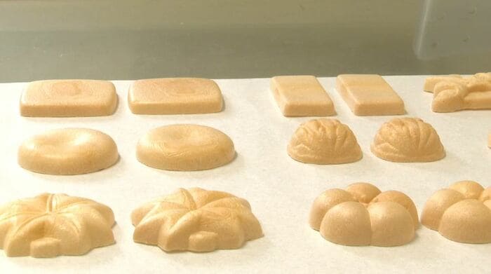 皮の納品先は県内外の約30社