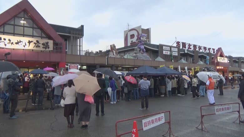「忍者ドライブイン」が閉店　名阪国道沿いで愛されて55年　最終営業日は家族連れらで賑わう｜FNNプライムオンライン