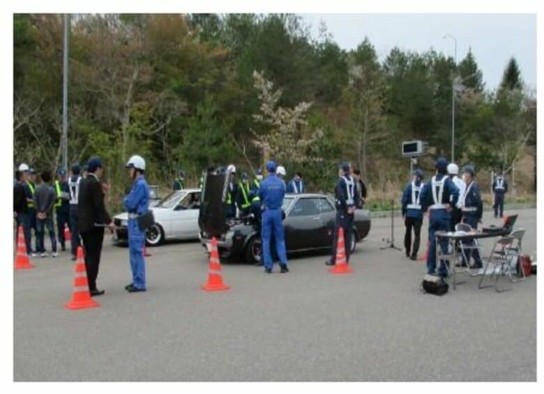 【不正改造】爆音などの不正改造車１３台に整備命令書　日曜の朝、岡山運輸支局など街頭車両検査【岡山】｜FNNプライムオンライン