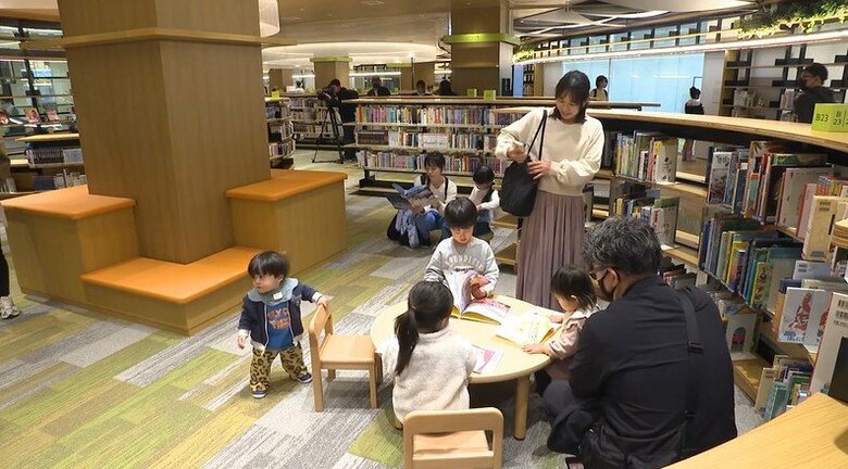 「広島駅に近い好立地」入館者数が前年の約１０倍に増加　広島市立中央図書館　開館１カ月｜FNNプライムオンライン