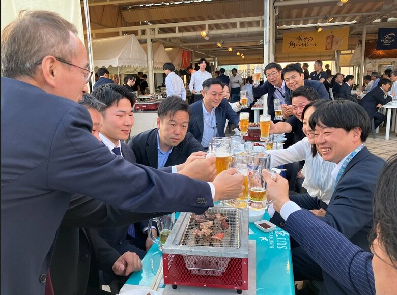 高松駅前「ＪＲホテルクレメント高松」屋上のビアガーデン　今シーズンの営業始まる【香川】｜FNNプライムオンライン