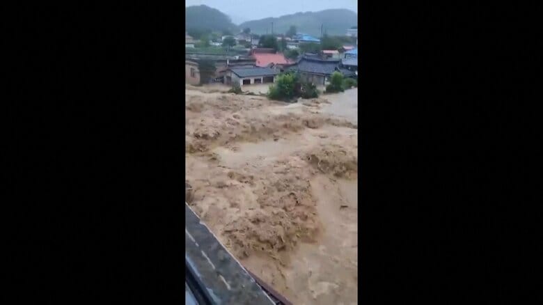 韓国で大雨被害　これまでに14人死亡　12人が行方不明　捜索・救助活動続く｜FNNプライムオンライン
