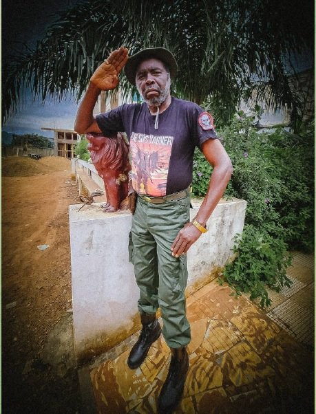 Tシャツにはフランス語で「私はワグネル」と書かれている　ワグネル関連のSNS