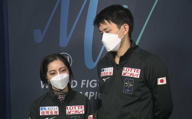 フリー演技後にインタビューに答えた三浦・木原組