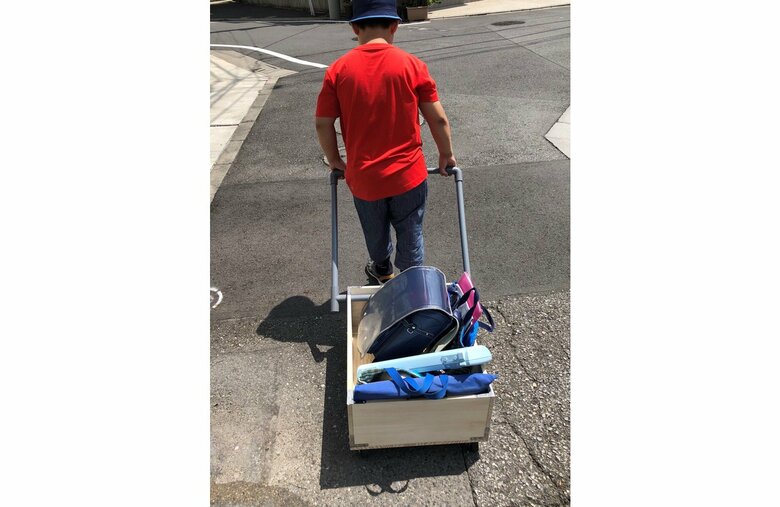 終業式の後の大量の荷物を一気に運べる人力車（提供：ひこちゃん）