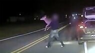 車の中から“シカ” 停止させた警察官固まる... 米・ペンシルベニア州