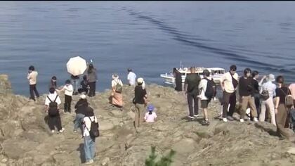 三連休最終日も秋晴れ　三国町の東尋坊は観光客でにぎわう　福井市など県内5地点で夏日を記録　　