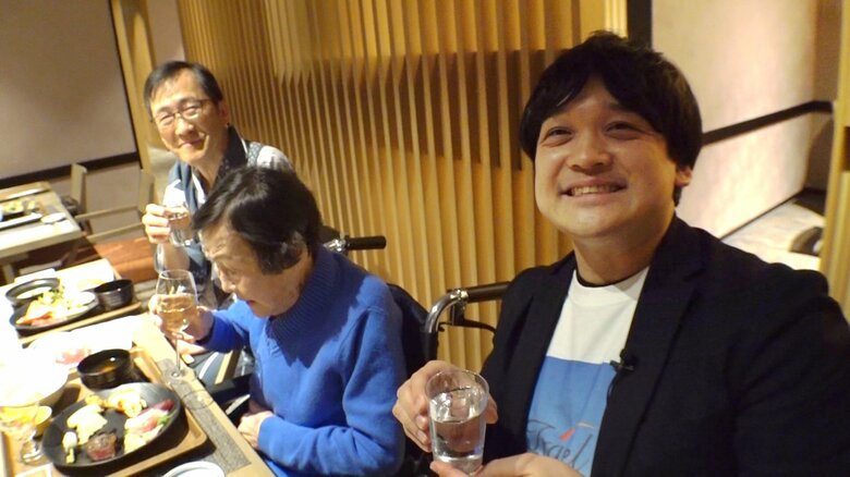 「病気はあくまでもその人の1ページ」患者の“旅行に行きたい”という願いを叶える「トラベルドクター」【アスヨク！】｜FNNプライムオンライン