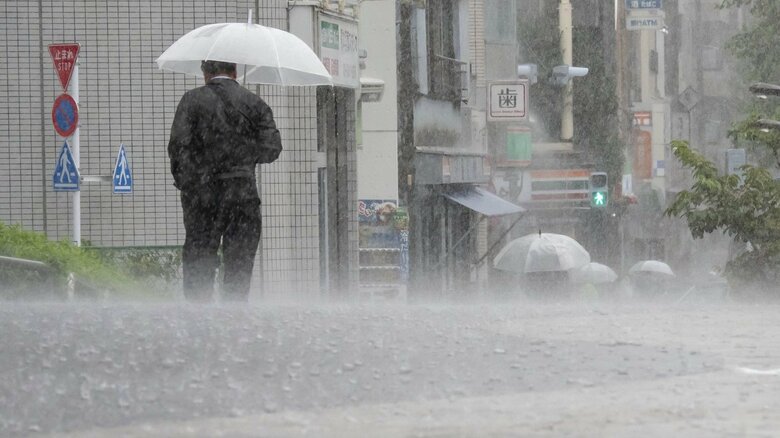 晴れの日と雨の日でも気温変化大きく服装選びには注意が必要だ