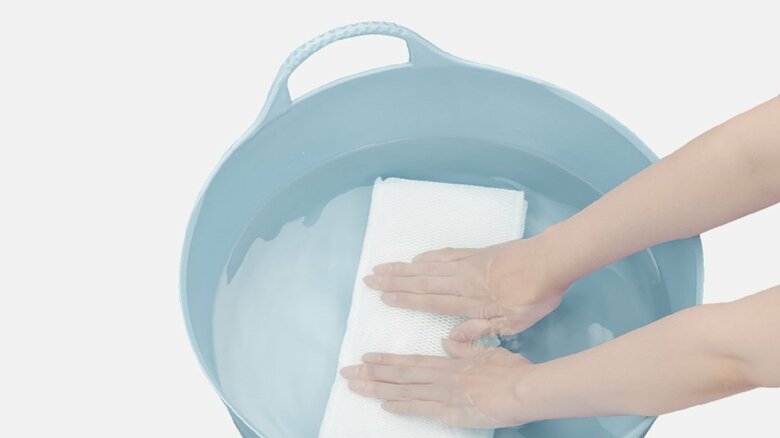 加湿フィルタ―も掃除を（提供：パナソニック株式会社）