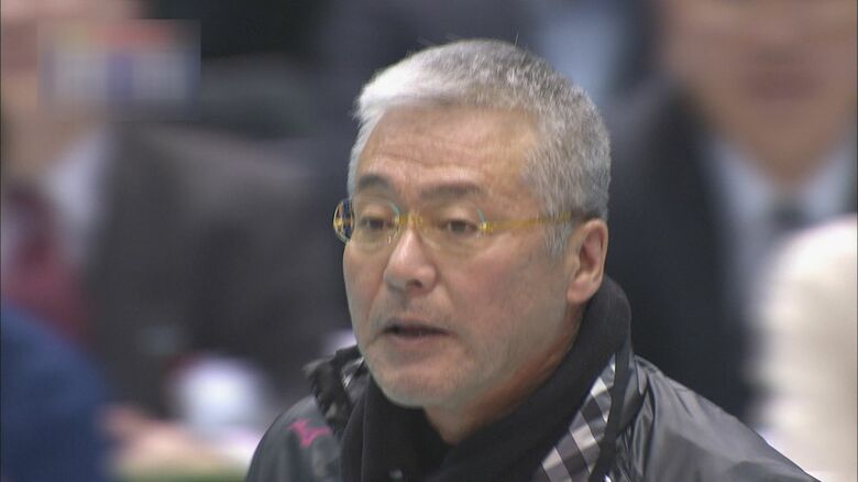 九州文化学園、西彼杵高校バレー部の監督を務めた井上博明さん