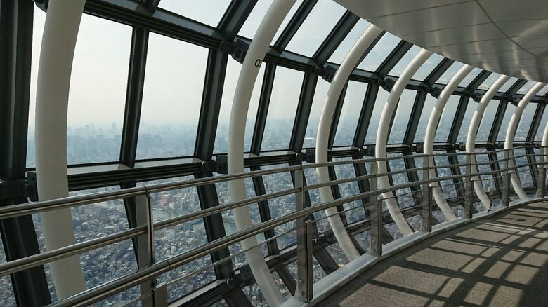 東京スカイツリーの天望回廊　実証実験では地上よりも1日あたり4.26ナノ秒、時間の進みが早かった
