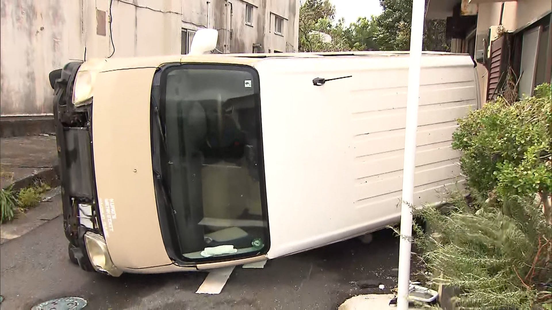 【台風22号】東京・八丈島で最大約6500軒が停電…人的被害はなし　伊豆諸島・新島村、三宅村、大島町では停電など確認されず