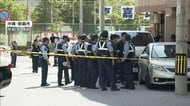 「首から出血している」沖縄・宜野湾市で23歳女性刺され死亡　事件に関与か　那覇市で逃走した男の身柄確保、刃物を押収
