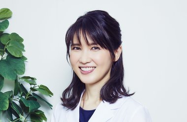 子育てと仕事の両立に不安を感じるママは約9割弱! 一方子育てを楽しんでいるママは約9割強。楽しく子育てを両立する友利先生の秘訣はマイ定番を「決める」こと