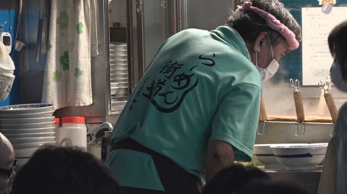 立ち仕事で足腰が限界に…
