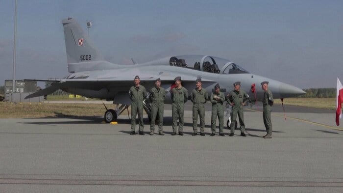 ポーランドに届いた韓国製FA-50軽戦闘攻撃機(2023年)