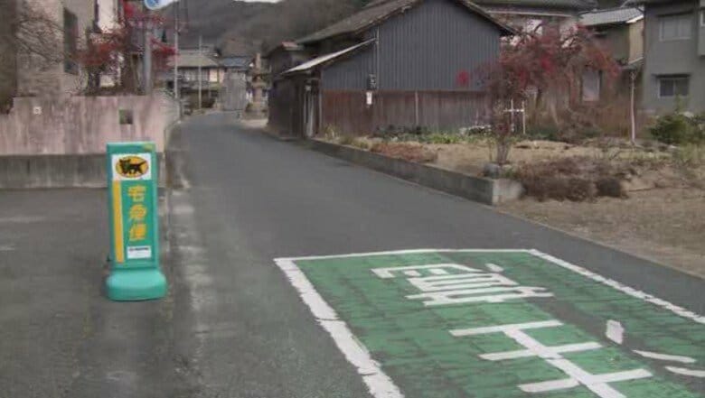 「バイク盗まれた」新聞配達中のバイク盗まれ、バイクがコンビニに突っ込む　強盗事件２０代男を確保　広島｜FNNプライムオンライン