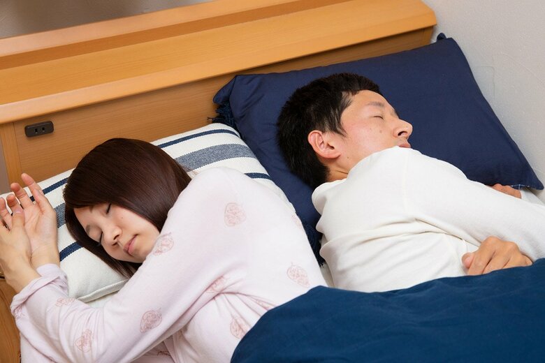 配偶者と1年以上セックスしていない人に調査!セックスレスの理由やきっかけ、セックスレスにならないためのアドバイス