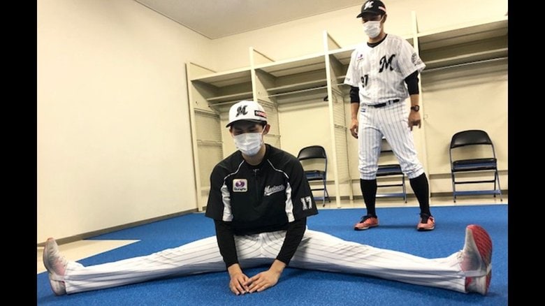 球団提供