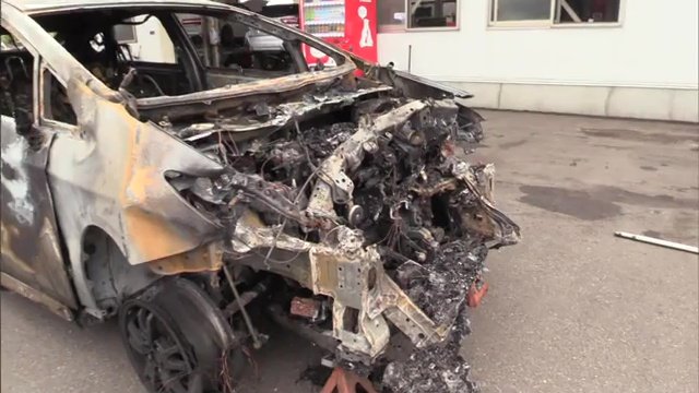 追突した運転手は「考え事をしていた」