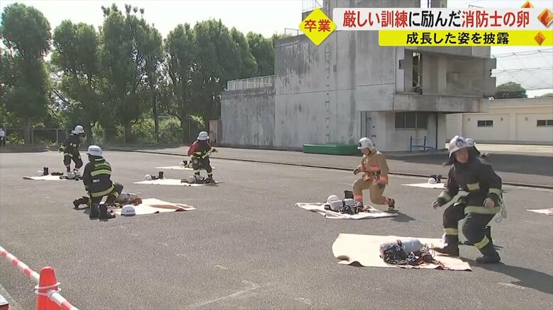 消防の装備をつける訓練