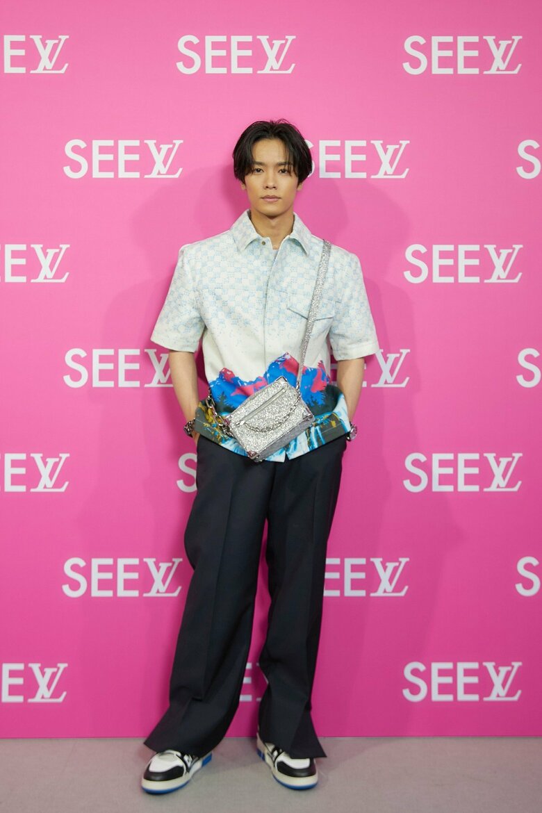川村壱馬さん　「SEE LV」展レセプションイベント フォトコール