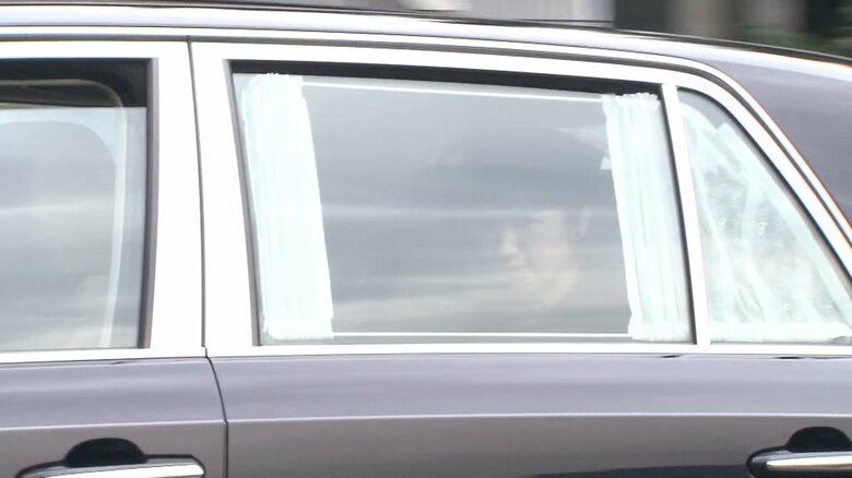 弔問に向かわれた愛子さま　15日午後