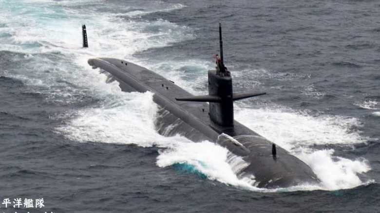 日本の南方海上に日米豪の潜水艦が集結