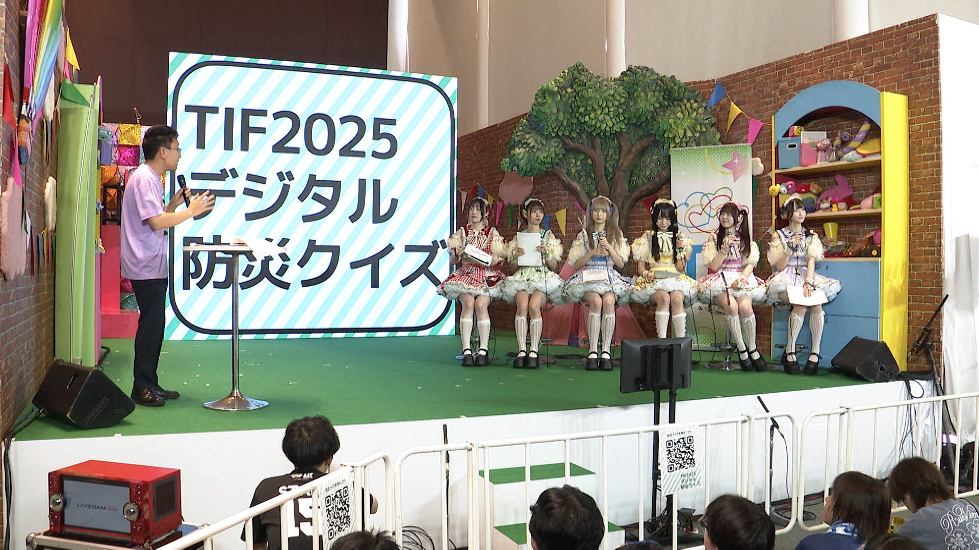 「TOKYO IDOL FESTIVAL 2025」で防災クイズ　アイドルたちと災害時に役立つ知識を学ぶ　東京・お台場