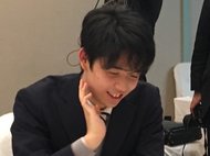 猛攻凌ぎ終盤に逆転…藤井七段がタイトル挑戦“最年少記録更新” 6/8に渡辺棋聖と五番勝負第一局へ