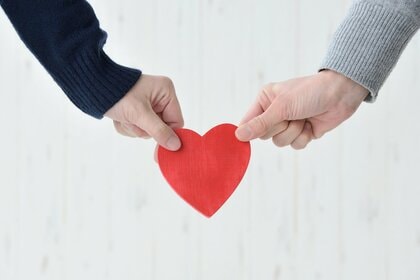「年の差恋愛」は本当にアリ？ナシ？ 464名の本音を徹底調査【結婚相談所ツヴァイ調査アンケート】