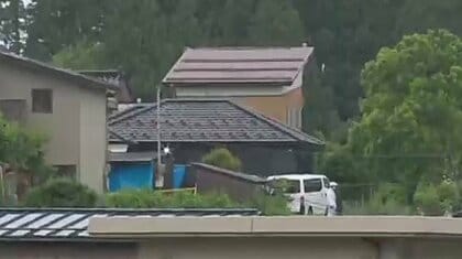 駐車場で「言い争う声聞こえる」通報も…頭から血を流し62歳男性死亡　犯人逃走で小中学校は臨時休校　新潟・上越市