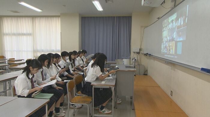 県生徒会連盟のオンラインミーティング(新潟明訓高校)