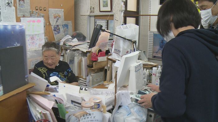 パワフルな接客の北原知子さん